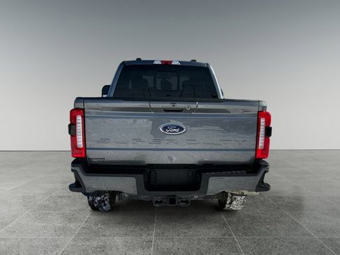 Certified 2024 Ford F250 Lariat w/ Sport Appearance Package image 4