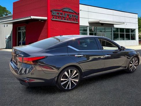 Used 2020 Nissan Altima 2.5 Platinum image 5