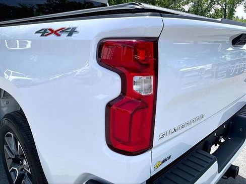 Used 2023 Chevrolet Silverado 1500 RST AWD/4WD image 33