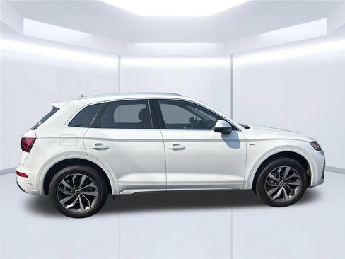 Used 2023 Audi Q5 2.0T Premium Plus w/ Premium Plus Package AWD/4WD image 5