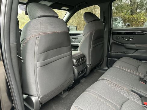 New 2026 Honda Pilot Sport image 12