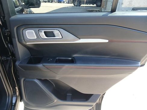 Certified 2025 Ford Explorer ST w/ Sun And Sound Package AWD/4WD image 40