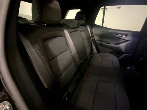 Used 2026 Chevrolet Equinox LT FWD image 23