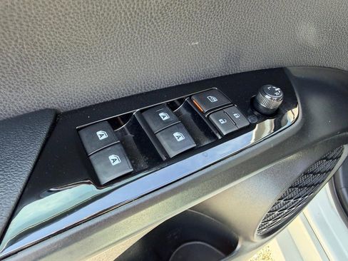 Used 2018 Toyota Prius Two w/ Prius Two Safety Plus Package image 32