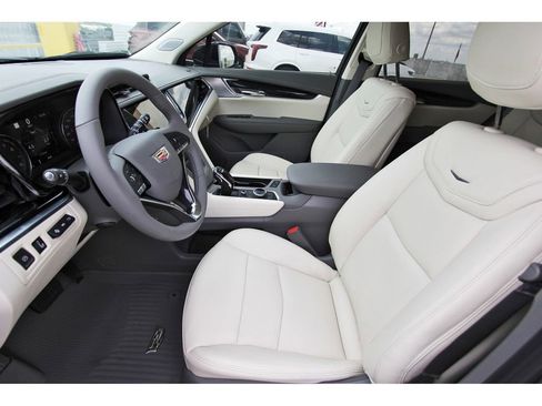 New 2025 Cadillac XT6 Premium Luxury w/ Technology Package image 6