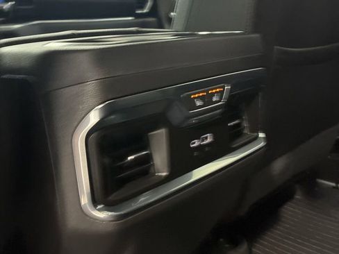 Used 2023 Chevrolet Silverado 1500 LTZ AWD/4WD image 41