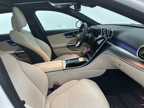 Used 2025 Mercedes-Benz C 300 Sedan image 27