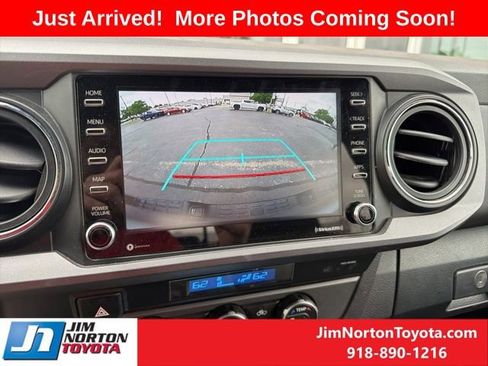 Used 2023 Toyota Tacoma TRD Off-Road RWD image 16