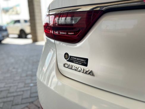 Used 2017 Kia Cadenza Premium FWD image 17
