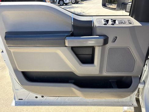 Used 2018 Ford F250 XLT w/ XLT Value Package image 16