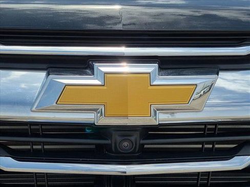 Used 2026 Chevrolet Equinox LT w/ Safety and Technology Package FWD image 23