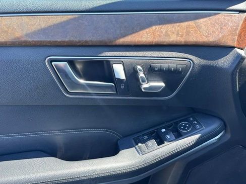 Used 2015 Mercedes-Benz E 350 4MATIC Sedan image 18