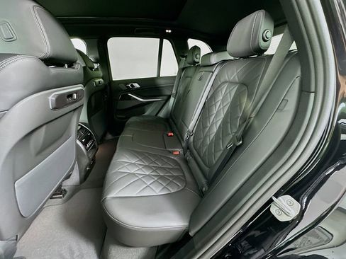 New 2026 BMW X5 xDrive40i w/ M Sport Package image 17