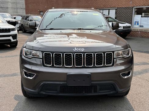 Certified 2021 Jeep Grand Cherokee Laredo X AWD/4WD image 9