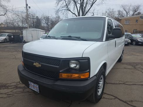 Used 2014 Chevrolet Express 3500 LS RWD image 1