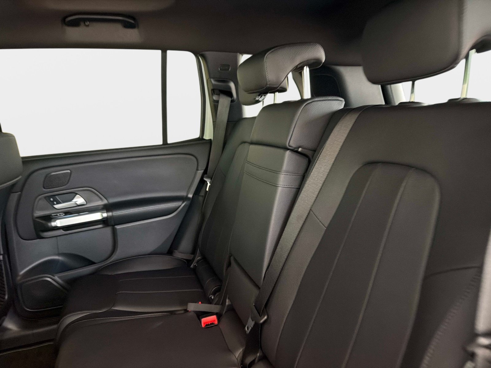 Certified 2026 Mercedes-Benz GLB 250 image 13