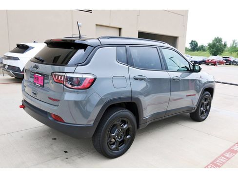 Used 2023 Jeep Compass Trailhawk AWD/4WD image 8