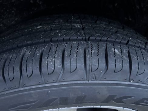 Used 2011 Toyota RAV4 4WD w/ 3rd Row image 4