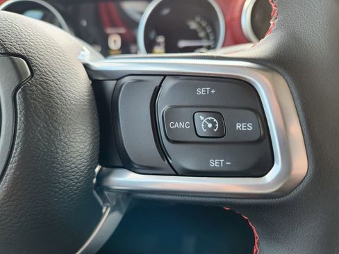Used 2023 Jeep Wrangler Unlimited Rubicon 4xe AWD/4WD image 17