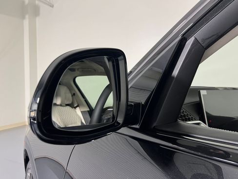 New 2026 BMW ALPINA XB7 image 23