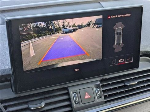 Used 2023 Audi Q5 2.0T Premium w/ Convenience Package image 13