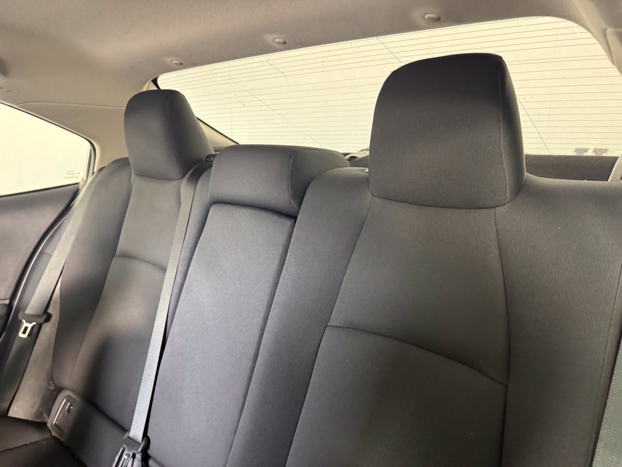 Used 2025 Toyota Corolla LE FWD image 11