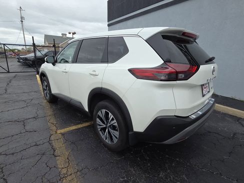 Used 2023 Nissan Rogue SV AWD/4WD image 7