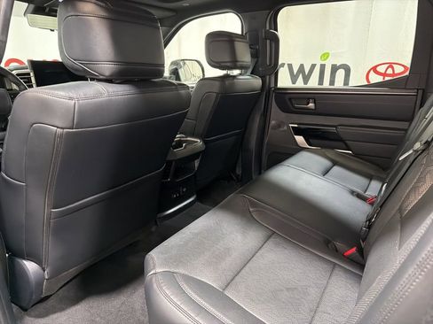 Used 2025 Toyota Tundra Limited image 19