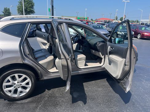 Used 2013 Nissan Rogue SL AWD/4WD image 36