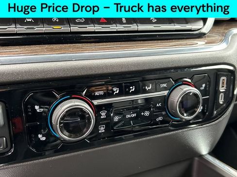 Used 2024 Chevrolet Silverado 1500 LT Trail Boss w/ Convenience Package II AWD/4WD image 18