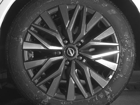 Used 2025 Nissan Altima 2.5 SV image 14