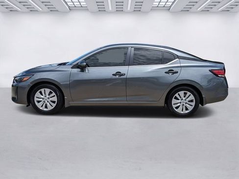 Used 2025 Nissan Sentra S FWD image 8