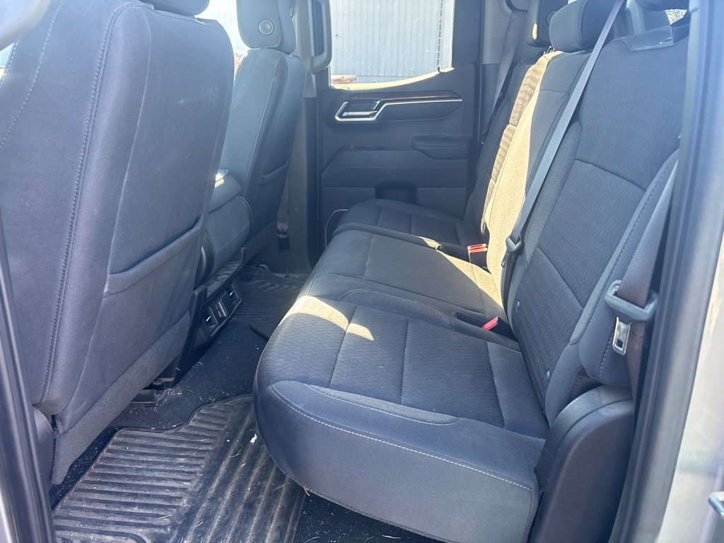 Used 2023 GMC Sierra 1500 SLE AWD/4WD image 9