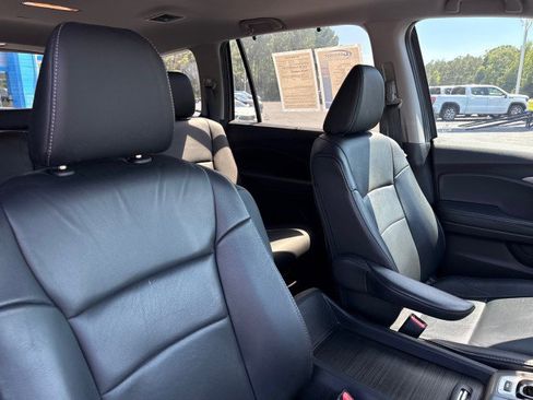 Used 2020 Honda Pilot EX-L image 11