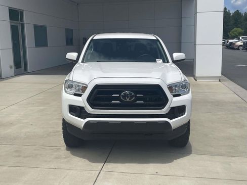 Used 2022 Toyota Tacoma SR AWD/4WD image 3