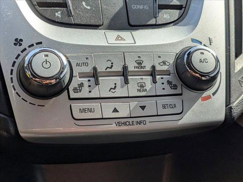 Used 2016 Chevrolet Equinox LT w/ Convenience Package image 11