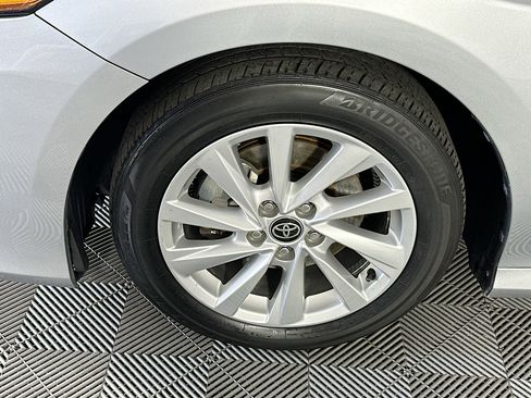 Used 2023 Toyota Camry LE FWD image 11