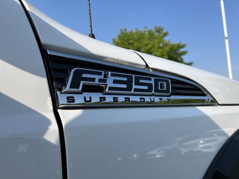 Used 2015 Ford F350 XLT image 40