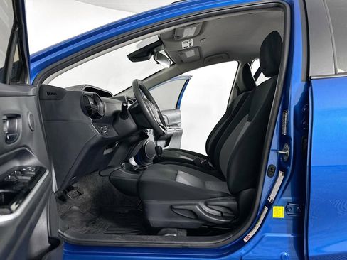 Used 2019 Toyota Prius C image 25