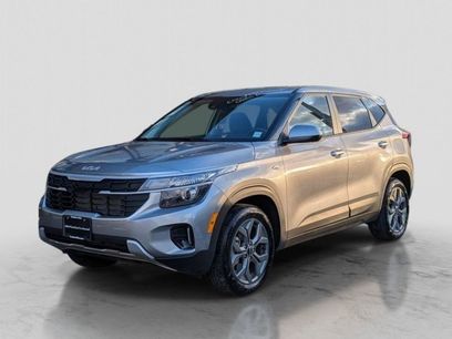 Certified 2025 Kia Seltos LX