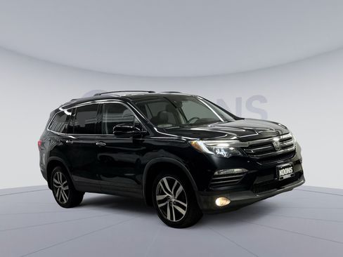 Used 2017 Honda Pilot Elite image 18