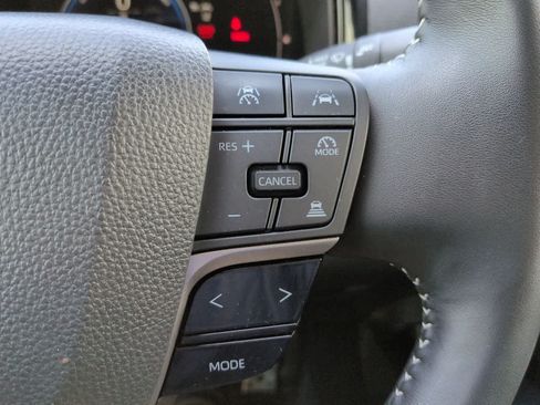 Used 2025 Toyota Camry SE w/ Convenience Package FWD image 24