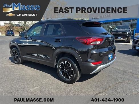 Used 2023 Chevrolet TrailBlazer LT w/ Convenience Package AWD/4WD image 5