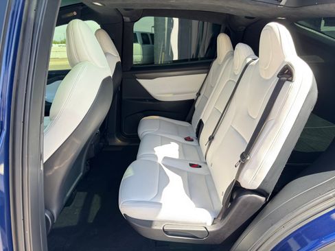 Used 2021 Tesla Model X Performance AWD/4WD image 25