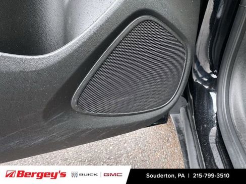 Certified 2024 Buick Encore GX Preferred FWD image 28