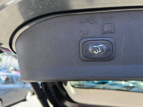 Used 2018 Ford Escape SEL w/ Ford Safe & Smart Package AWD/4WD image 25
