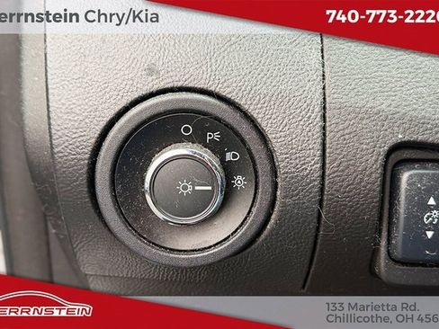 Used 2016 Ford Taurus SEL w/ Equipment Group 201A image 10