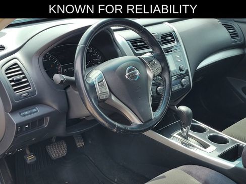 Used 2013 Nissan Altima 2.5 SV FWD image 15