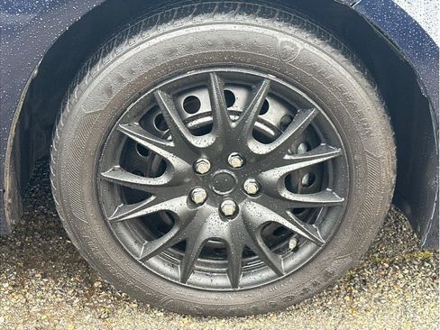 Used 2022 Toyota Corolla LE image 10