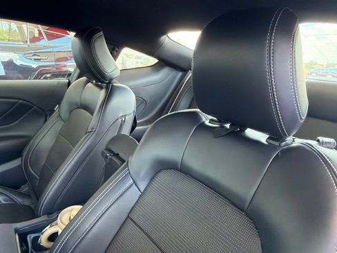 Used 2024 Ford Mustang GT Premium RWD image 6